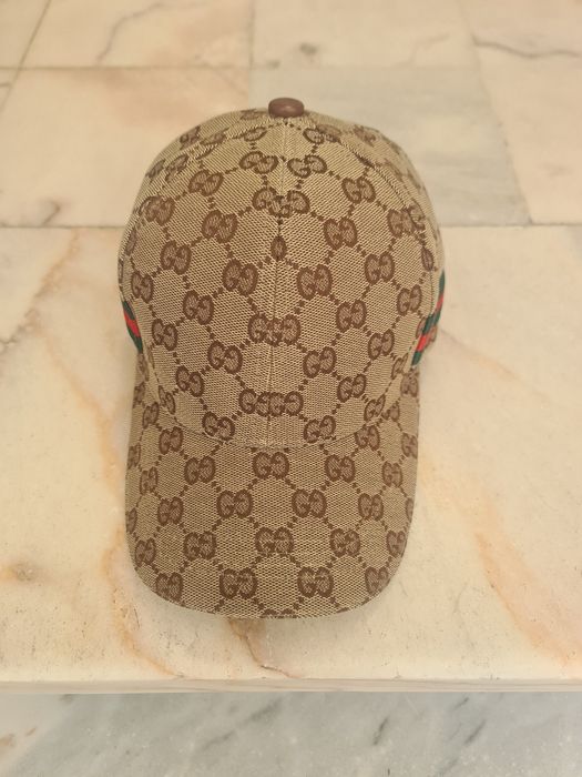 Vendo Chapéu Gucci