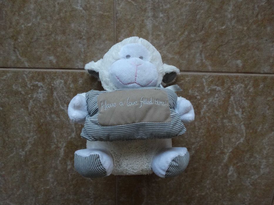 Maskotka owieczka 25 cm