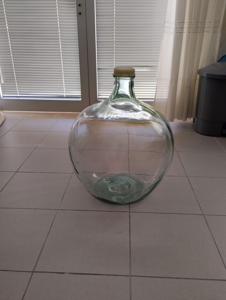 Garrafão antigo de 60L
