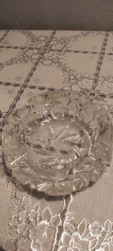 Kryształy PRL,wazon i popielniczka