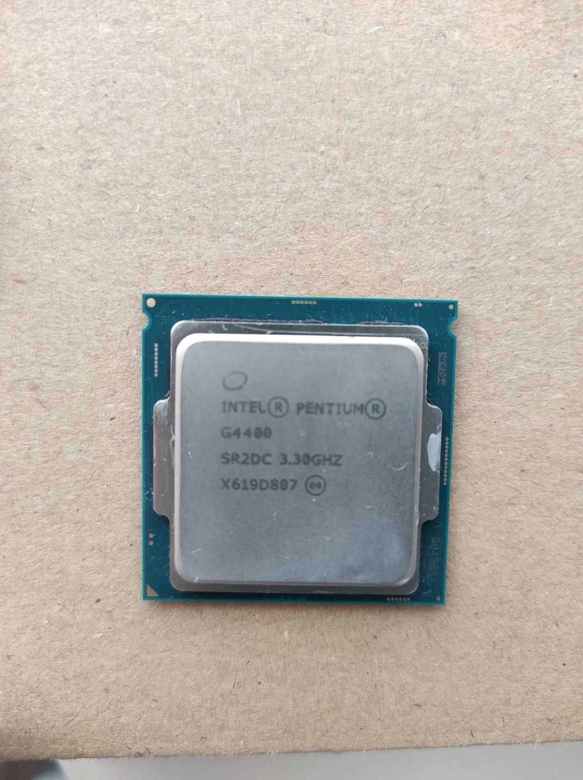 Процессори Pentium G4400  3.3 ГГц - 2шт