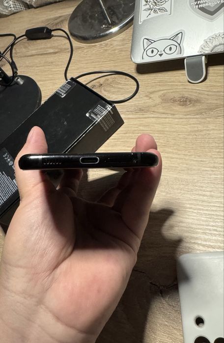 Продам Samsung S21+ дуже гарний стан