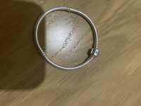 Pandora bracelet tamanho 19