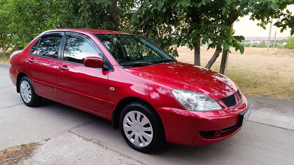 Mitsubishi Lancer.