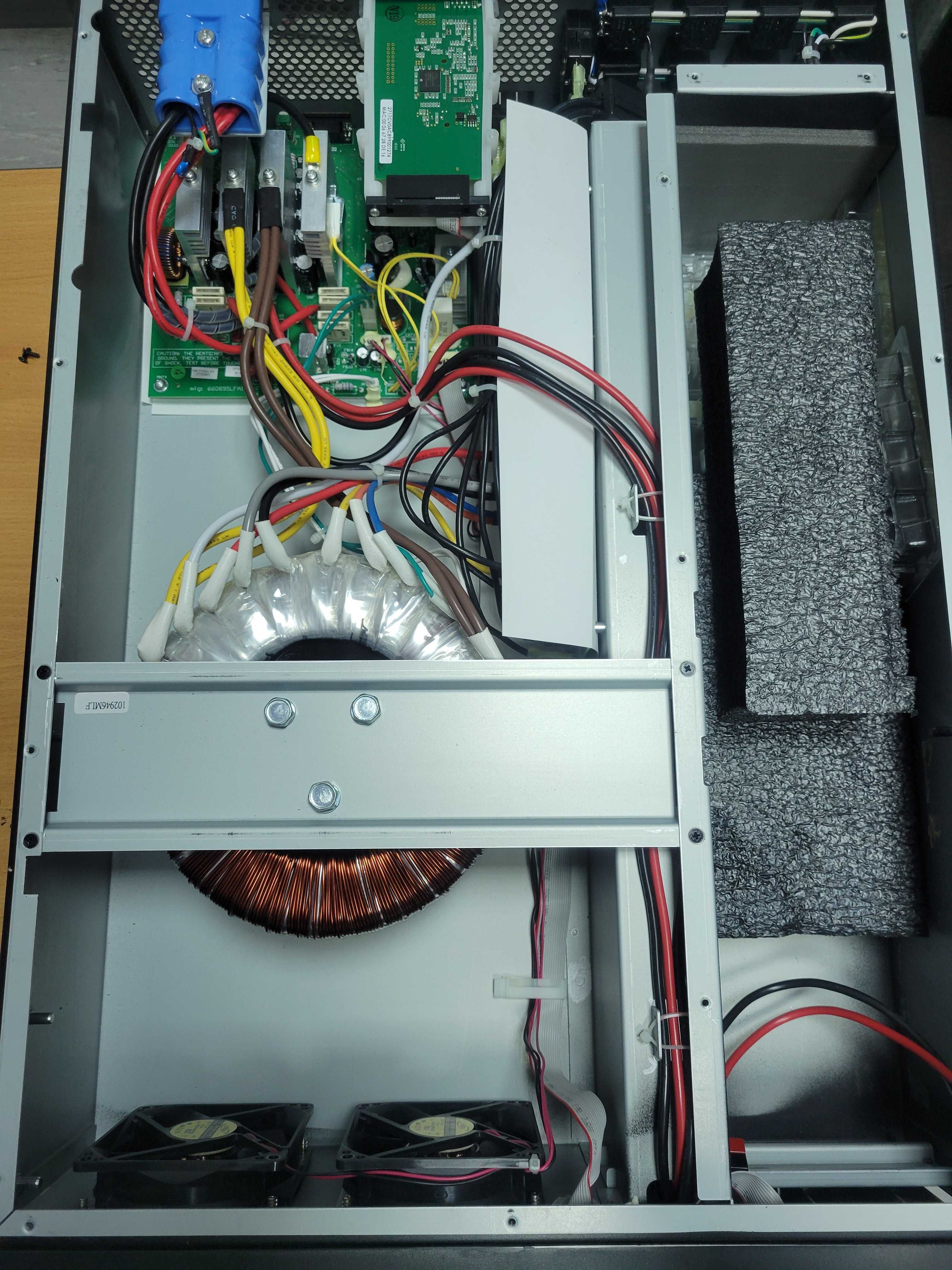 ДБЖ Tripp Lite 5000VA. Працює з LiFePo4. Чиста синусоїда.