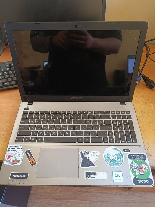 ASUS X550C - мат. плата, остальное бонусом