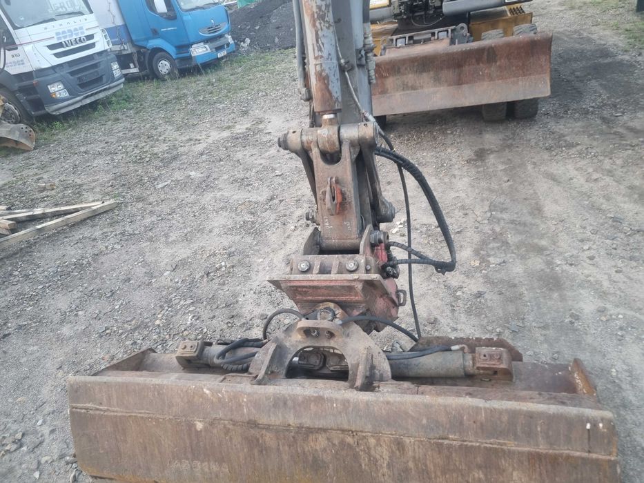 Koparka Volvo EW 140  z dopłatą zamienię na  4-ośkę