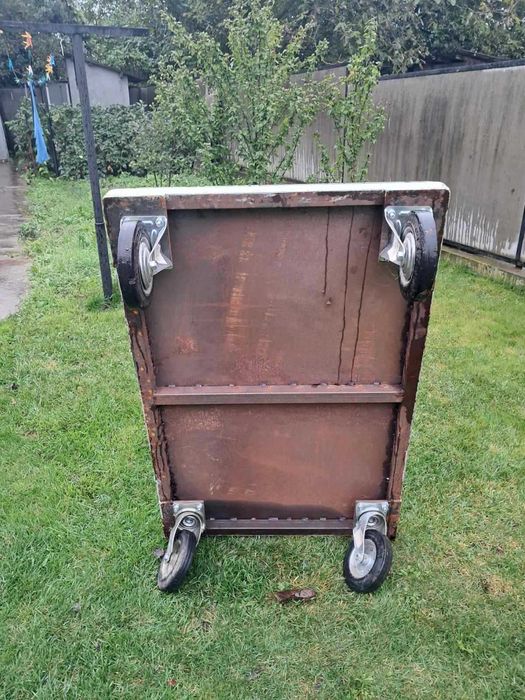 візок тележка вантажна склад