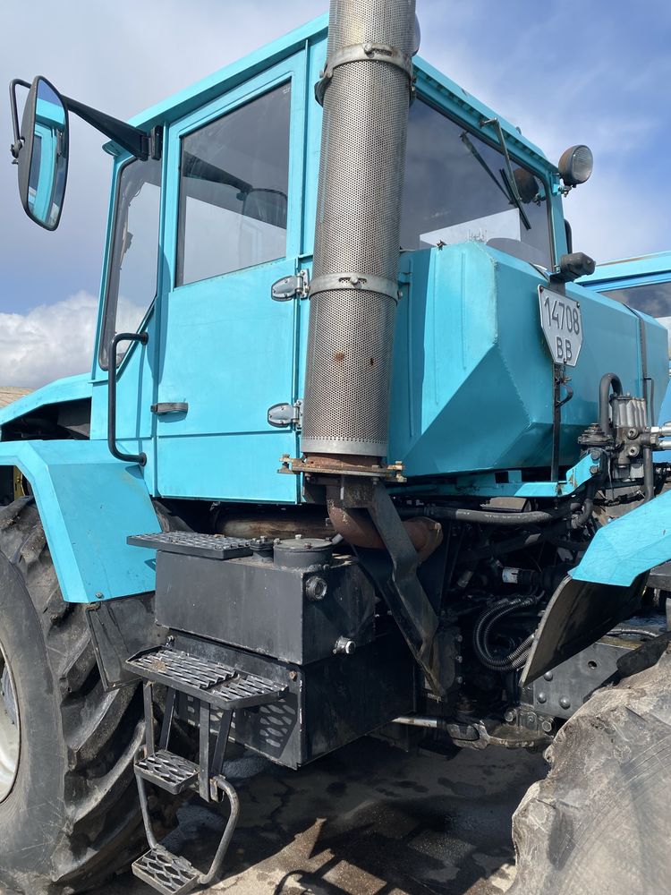 Продам трактор ХТА-250
