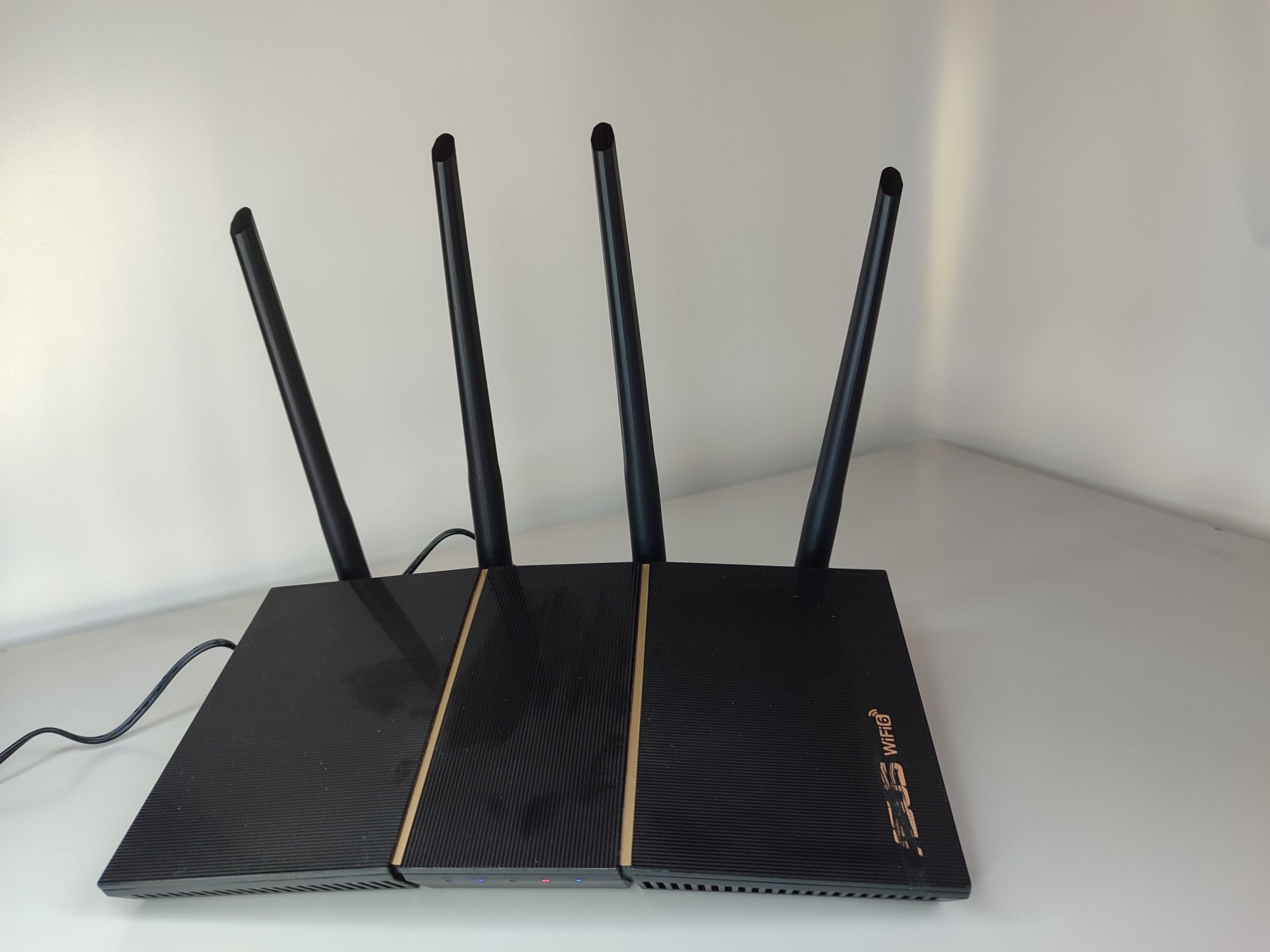 Роутер Asus RT-AX57 з підтримкою технології Wi-Fi 6.