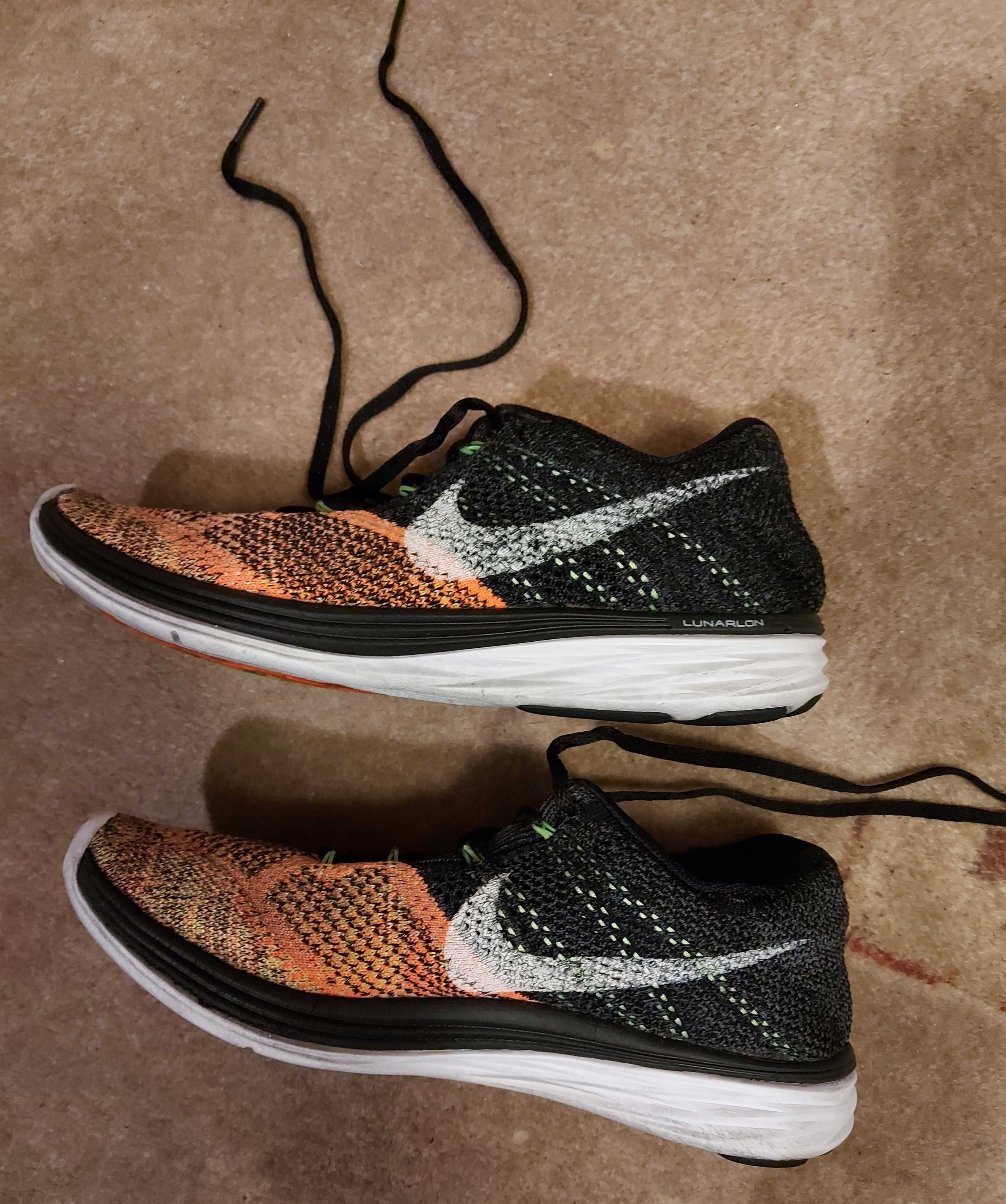 Nike Flyknit Lunar 3