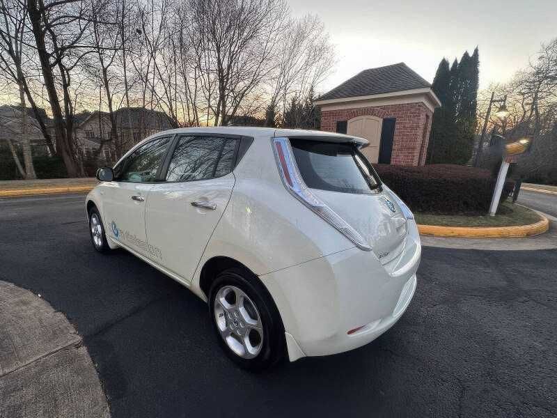 2012 Nissan LEAF SL