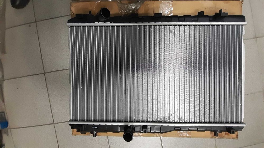 Радиатор охлаждения Киа Церато/KIA CERATO 253102F300