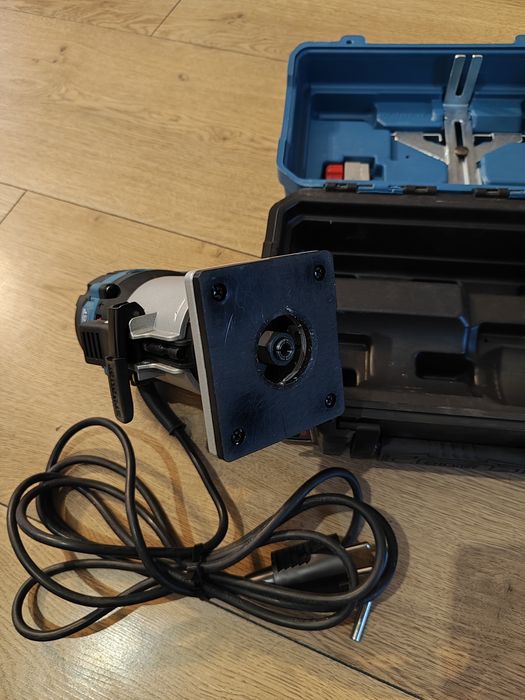 Frezarka ręczna Erbauer 710wat, rok produkcji 2025