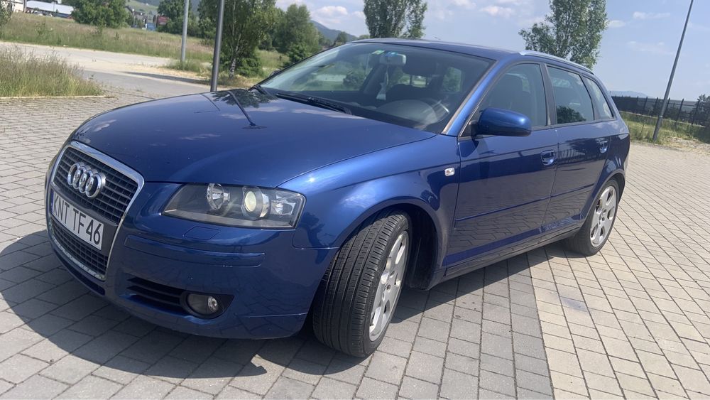 Audi A3 2,0 benz. 150 koni 5 drzwi piękne niebieskie