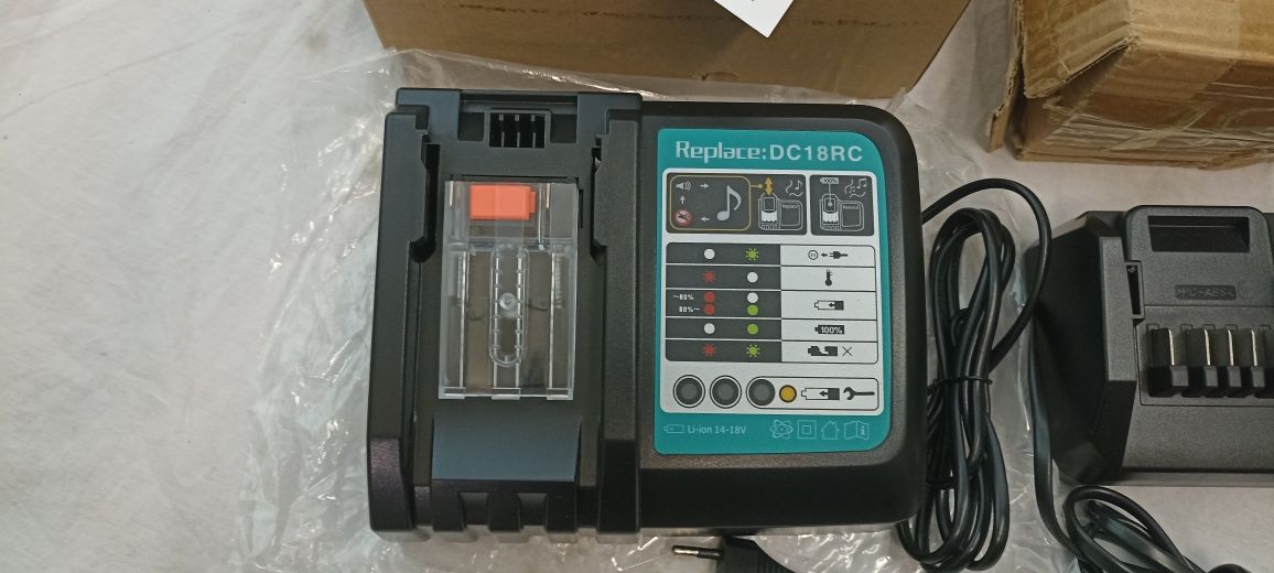 Зарядное устройство Makita/Maktec/DeWalt (Новое).