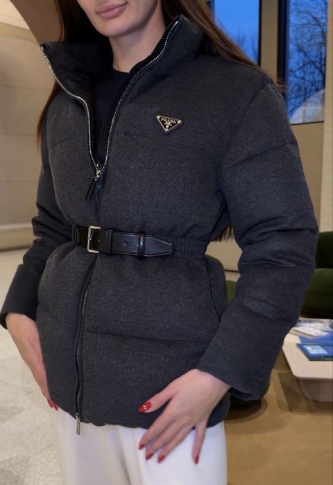 Куртка Prada XS в наявності