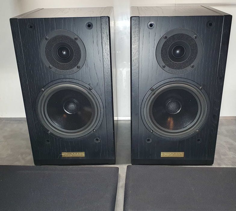 Kolumny  Phonar a202 monitor - podstawkowe. Super brzmienie. Studyjne