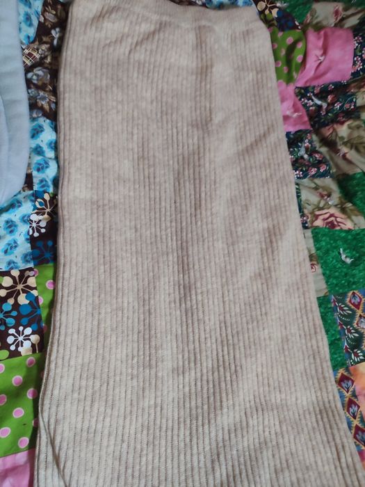 Віддам спідничку