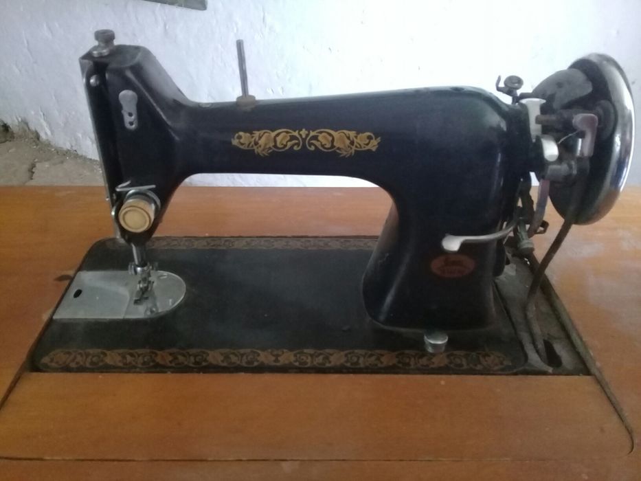 Швейна     машинка