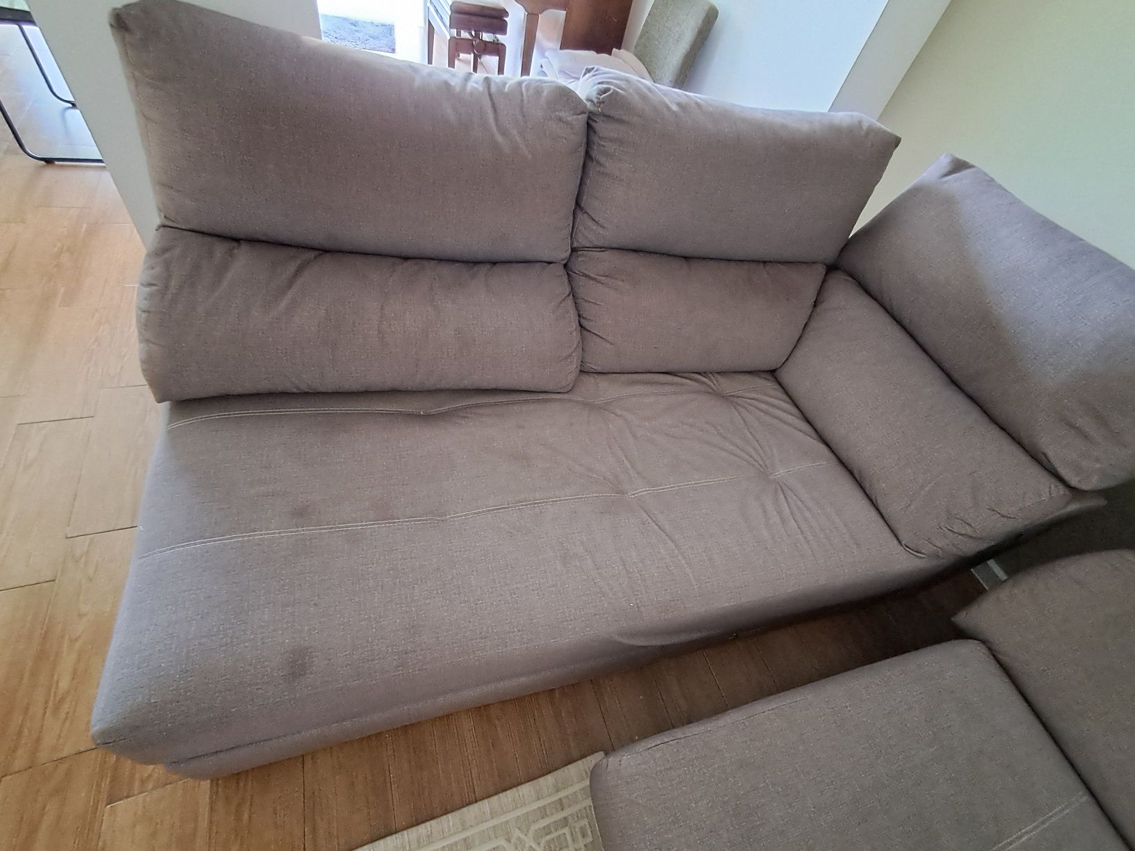 Sofá de Canto com + 4 lugares e chaise longue