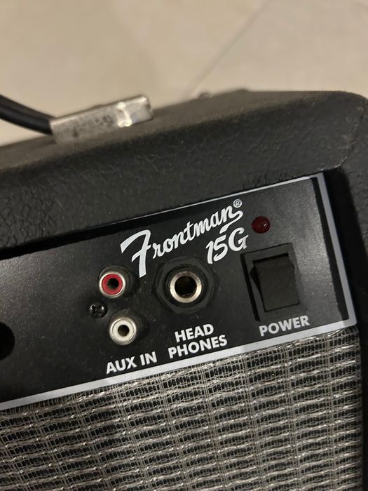 Amplificador Fender Frontman 15G como Novo