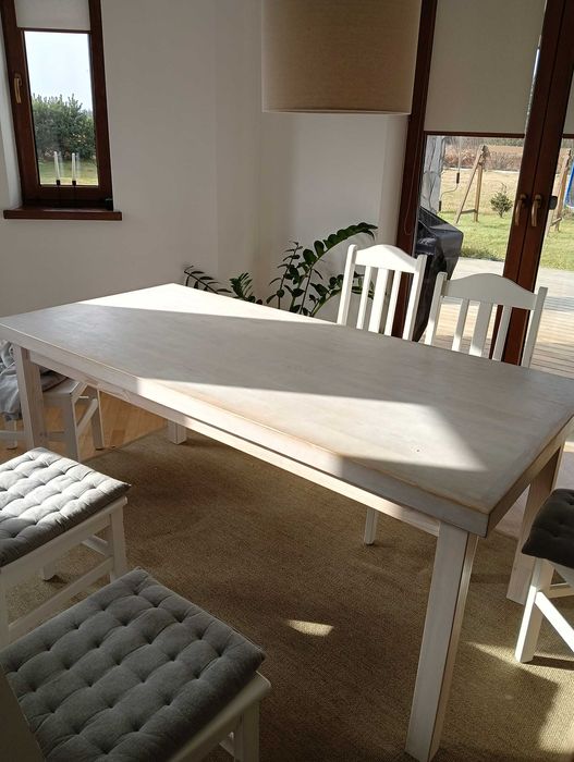 Stół sosnowy bielony