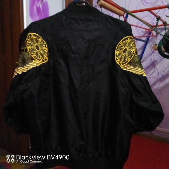 Бомпер куртка з крилами бомбезна!