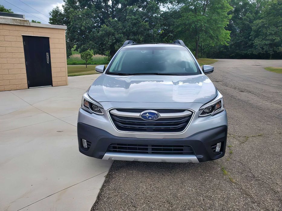 Subaru Outback      2021
