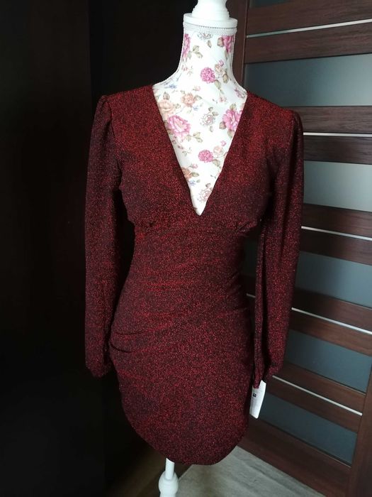 Brokatowa winna czerwień sexy sukienka