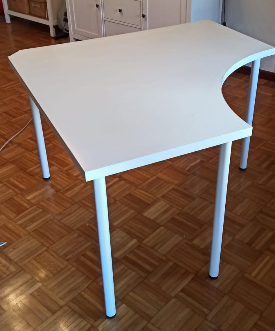 Mesa de canto IKEA branca