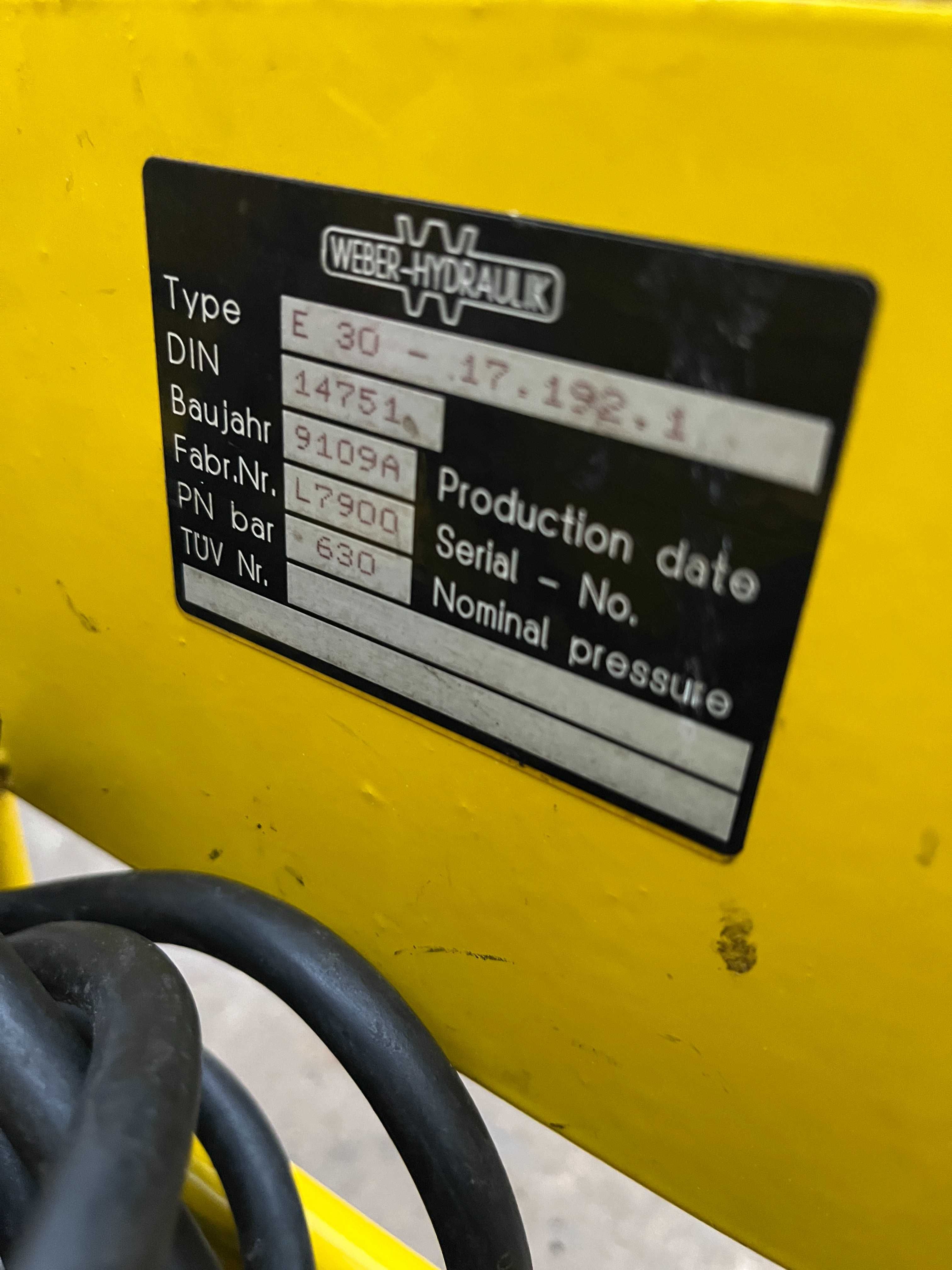 Zestaw narzędzi hydraulicznych Weber-Hydraulic