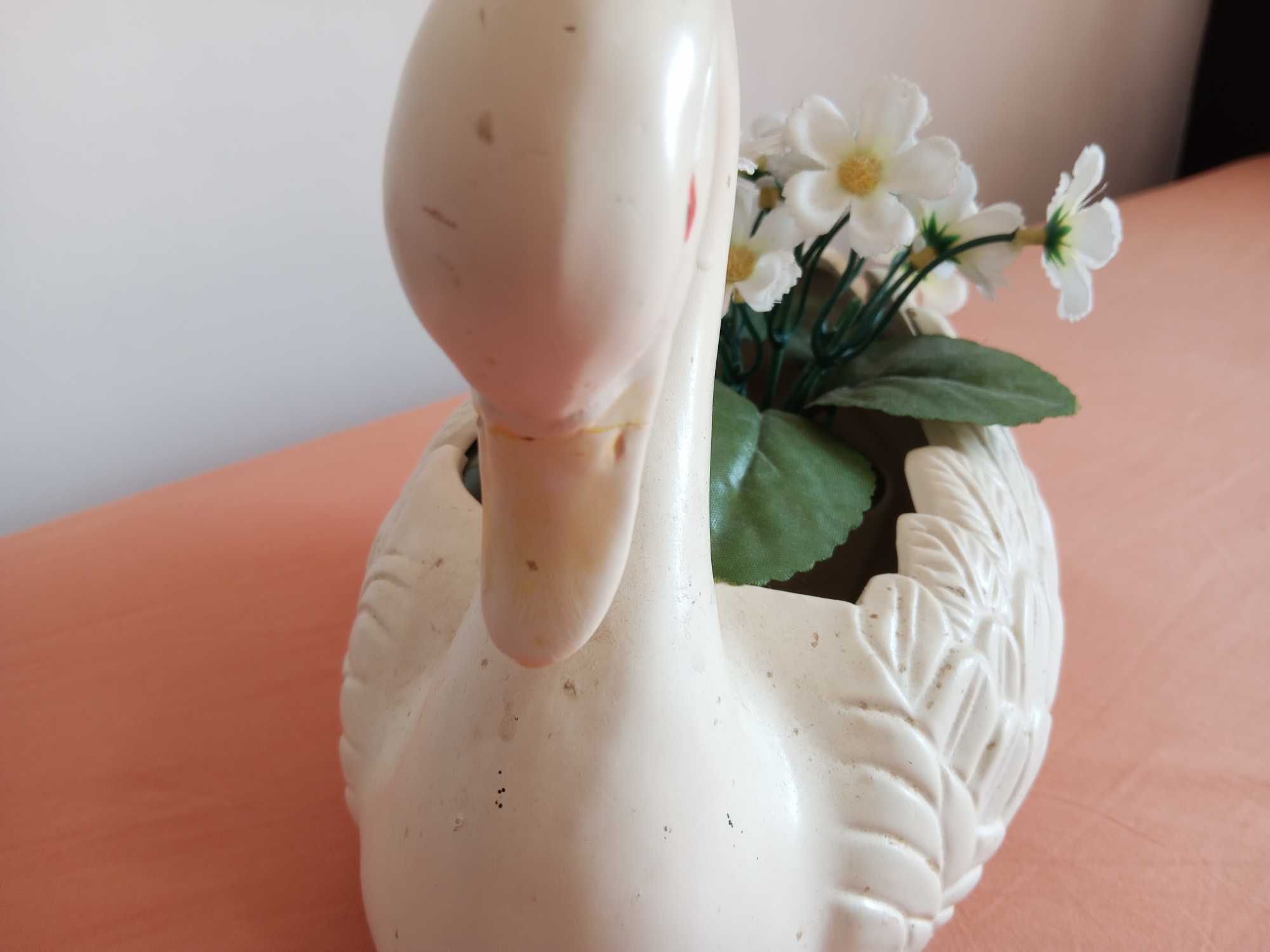 Cisne cerâmica, vaso, ex: peça centro mesa, antigo (23,5x20cm)