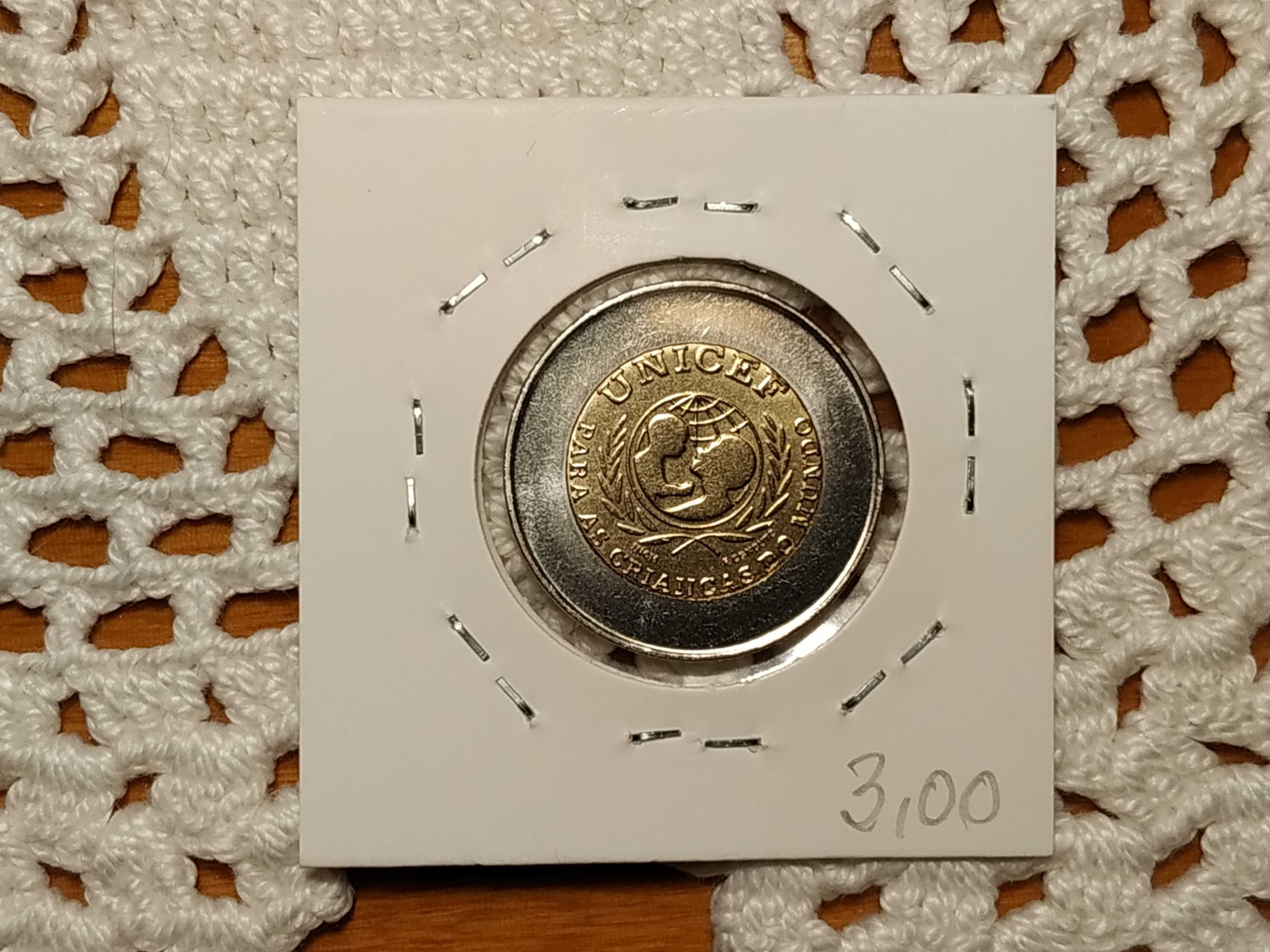 Portugal - moeda de 100 escudos de 1999 Unicef (Portugusa-erro)