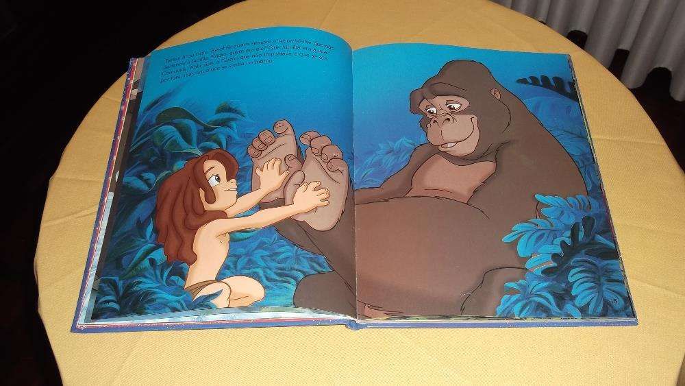 livro de criança o Tarzan