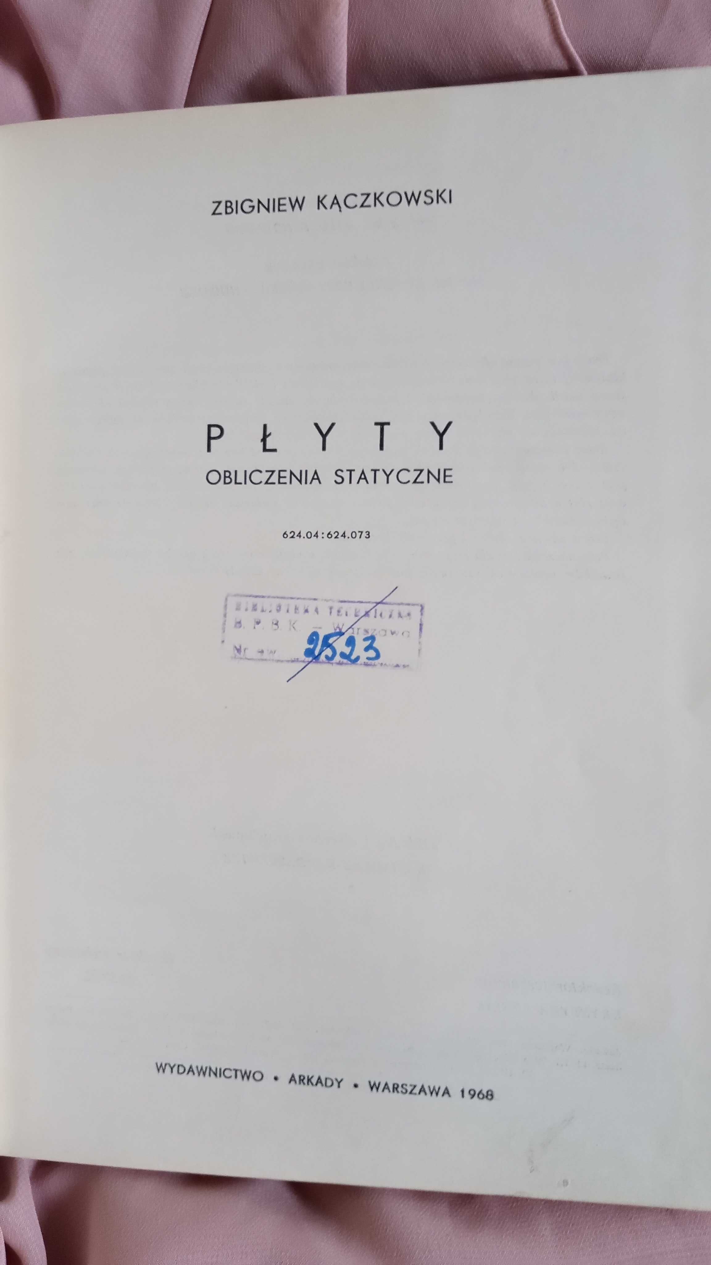 Płyty- obliczenia statystyczne Z.Kączkowski