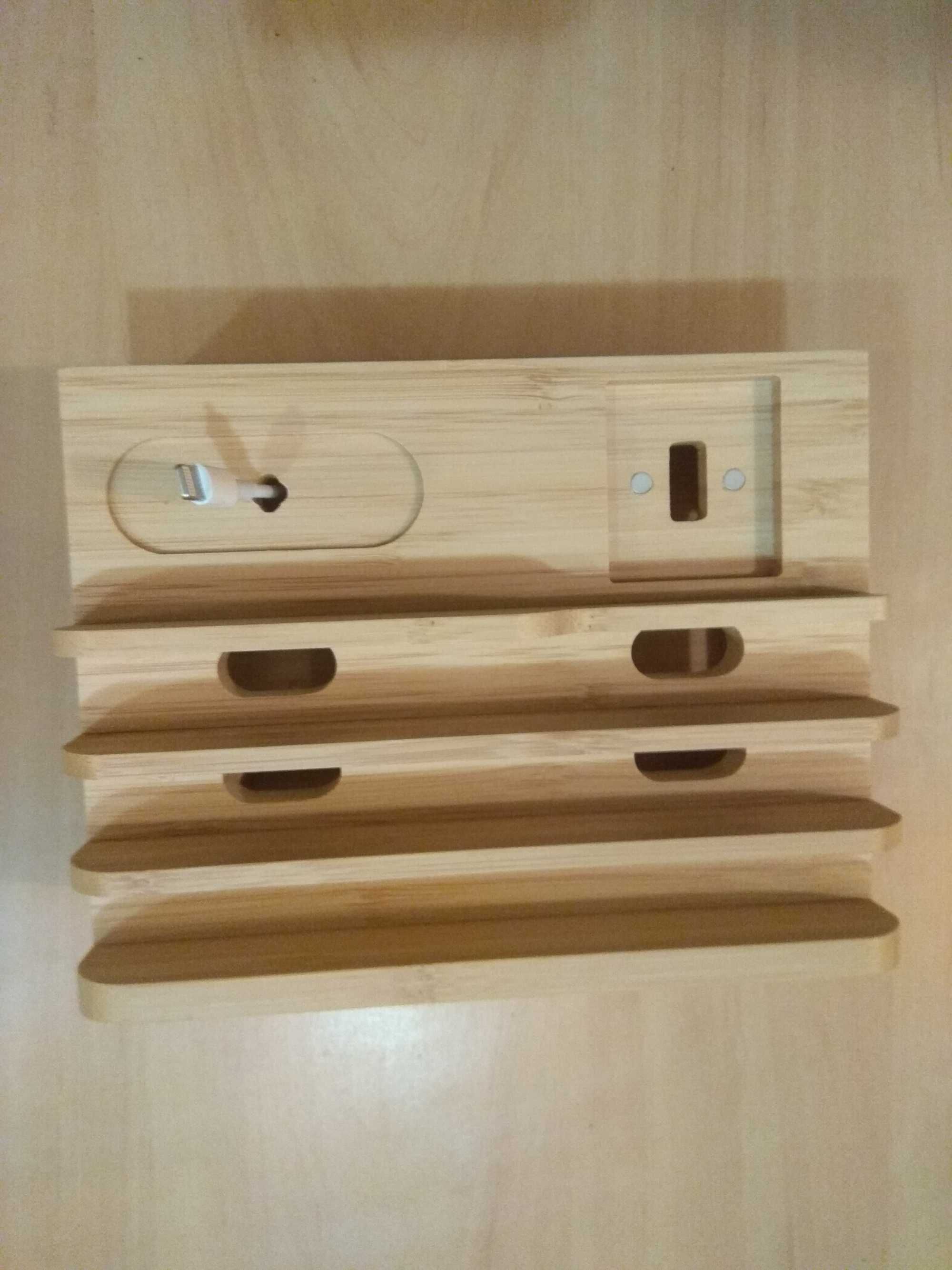 Бамбукова зарядна док станція Bamboo