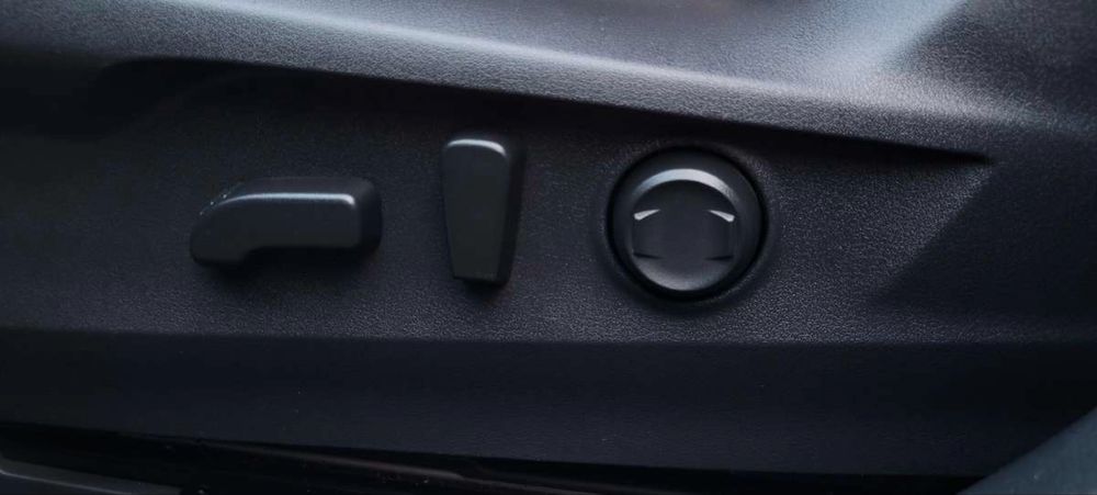 Продаю Subaru Outback 2.5 (2020)