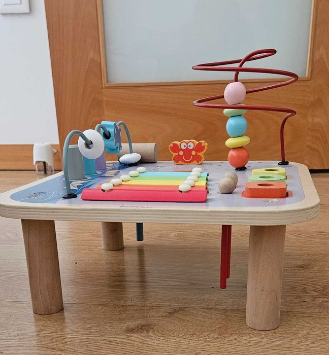 Mesa de atividades +18m