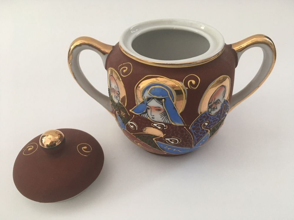 Oryginalny zestaw kawowy, z porcelany japońskiej