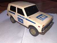 Продам модель автомобиля Нива из СССР