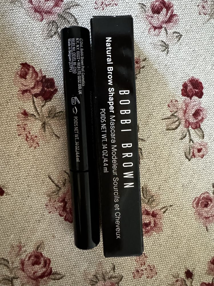 Bobbi Brown natural brow shaper, Soft Black 11