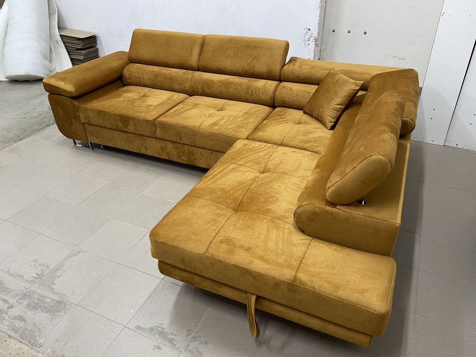 Narożnik w tkaninie ROYAL z funkcją spania i pojemnikiem na pościel