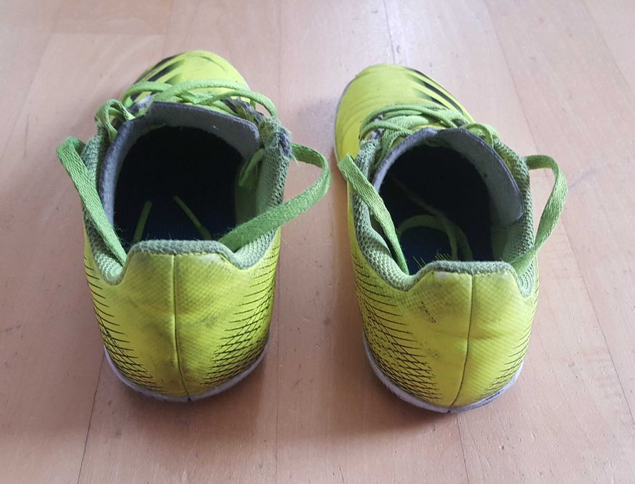 Buty do piłki nożnej / halówki (korki) Adidas rozm. 31
