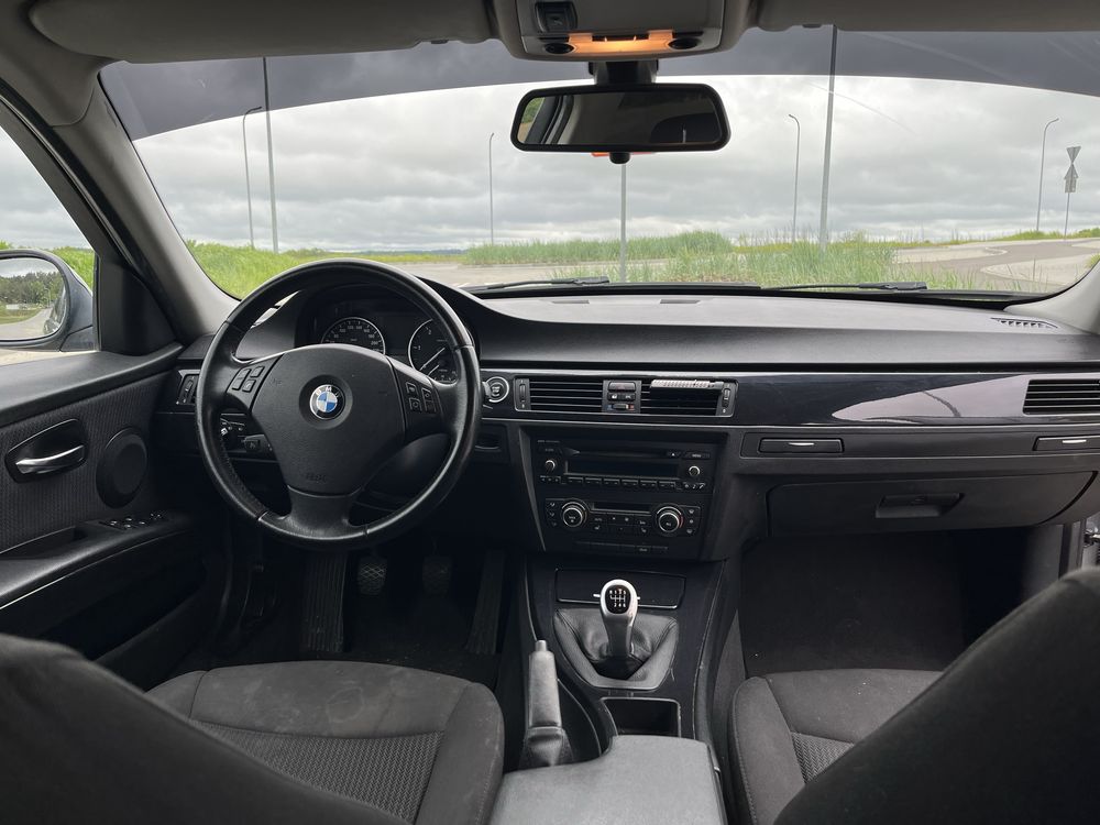 BMW Seria 3 E90 390L