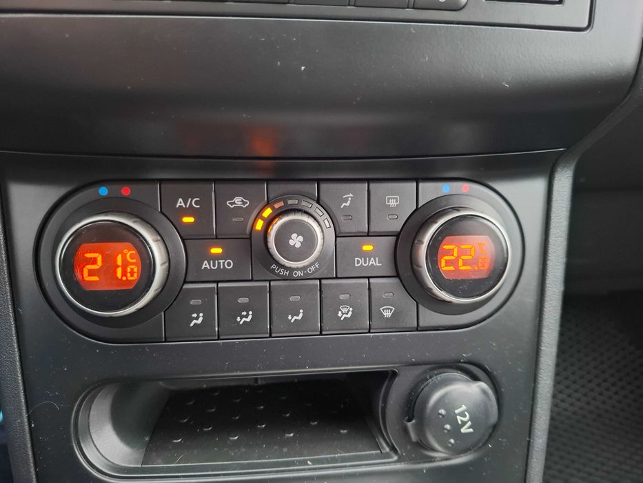 Nissan Qashqai 2011 рік, 2.0 дизель, автомат.