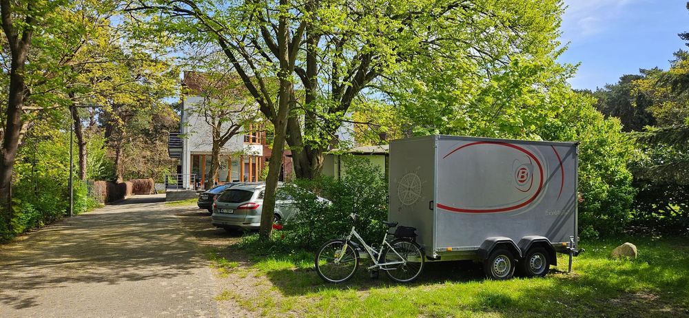 Brenderup CD300TB Drzwi  ...2 osie, 1 właściciel VAT 23, dmc 2000kg, użytkowana za kamperem 5tk