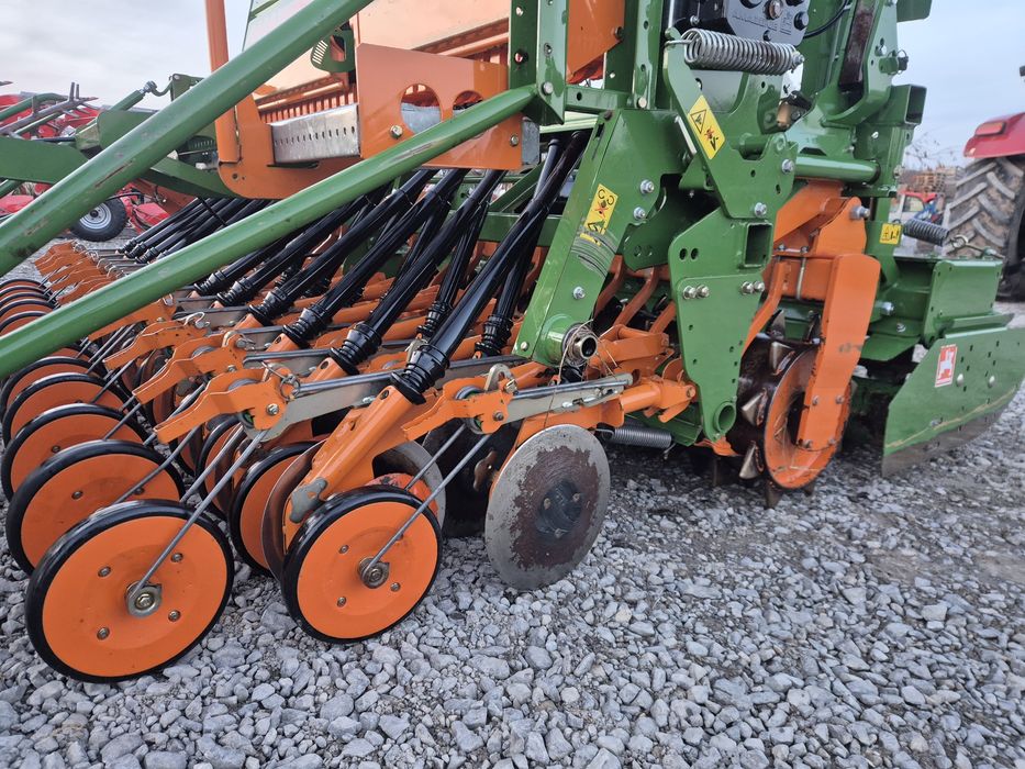 Uprawowo siewny Amazone KE 3000 AD 303 koła kopiujące pottinger lemken