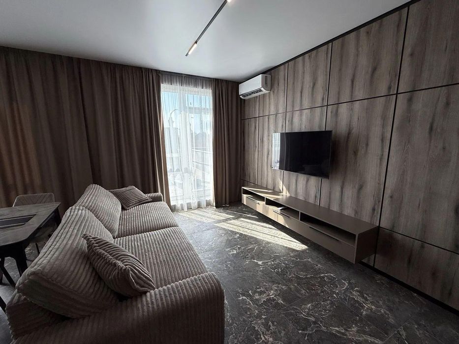 Оренда 1 кімнатної квартири З ТЕРАСОЮ в ЖК Comfort City Lagoon, Дніпро