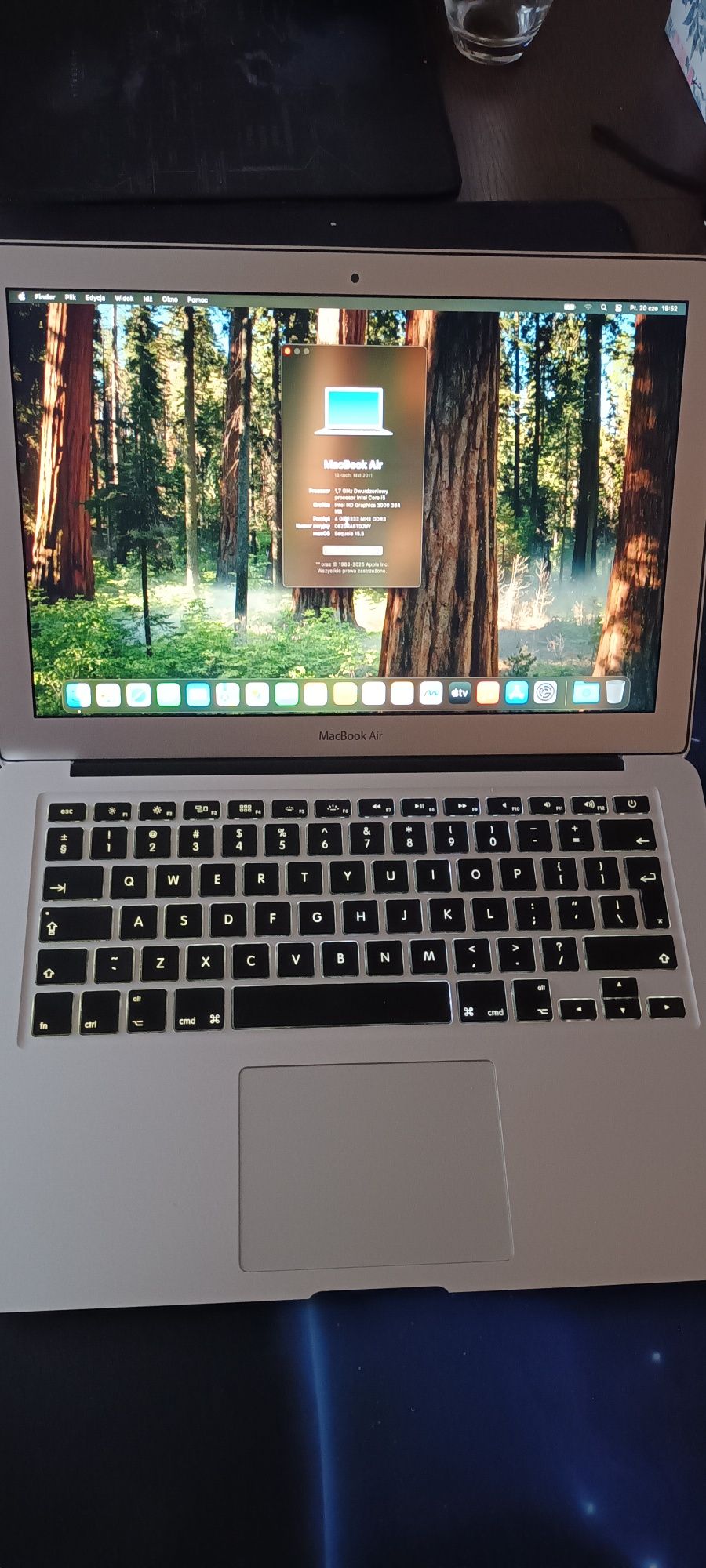 MacBook Air A1369 i5 2557u 4gb ramu 250gb ssd MacOs Sequoia 15.5
